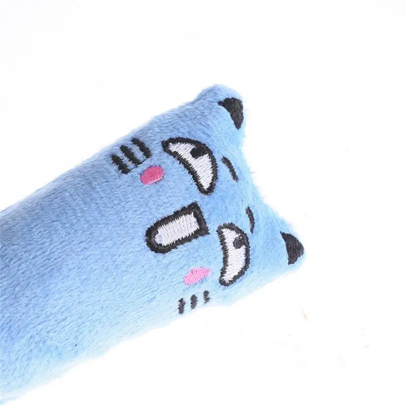 Soft plush catnip toy: Ideal for teeth care, playful kittens.