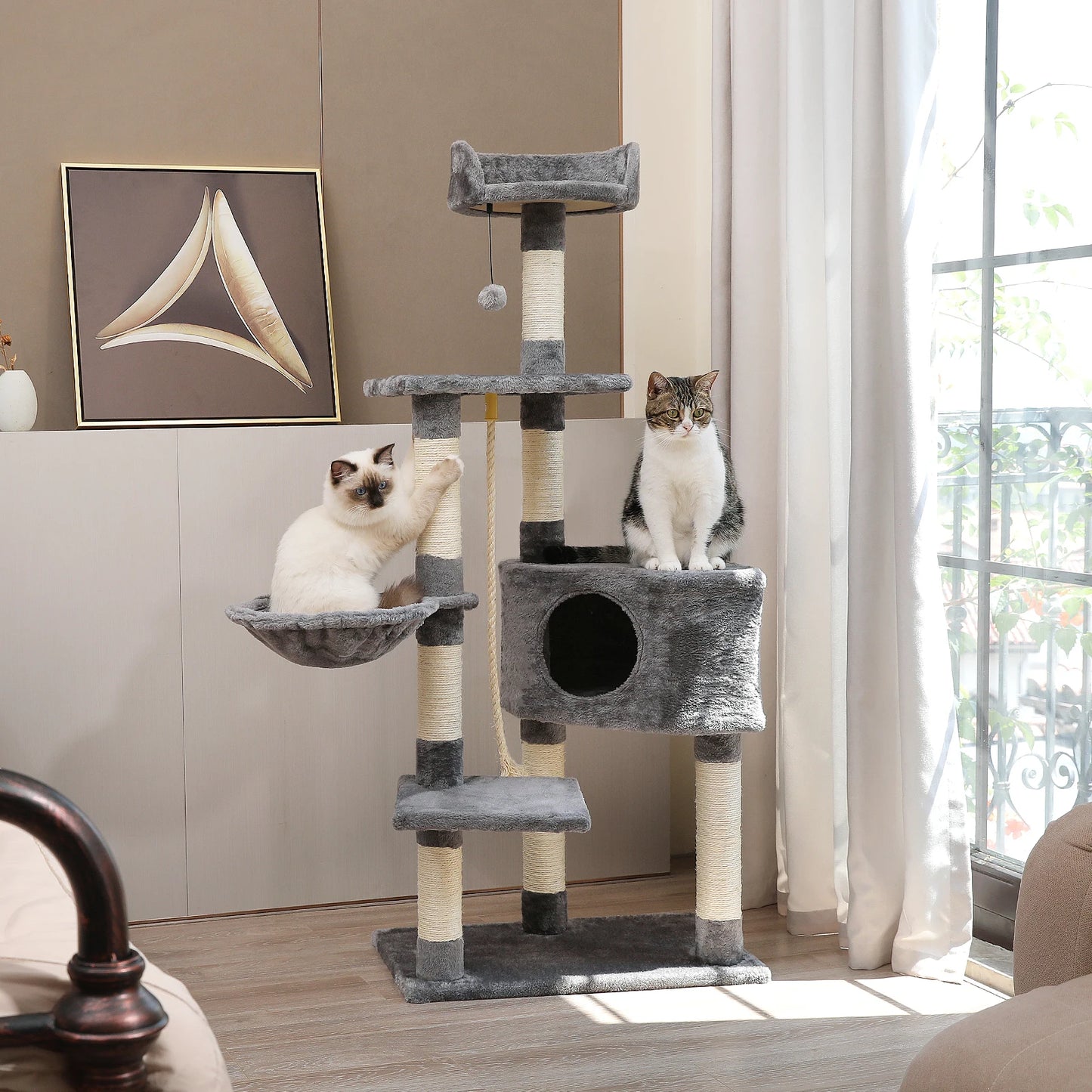 Scratching Tower: Home furniture, hammock, climbing frame, spacious perch.