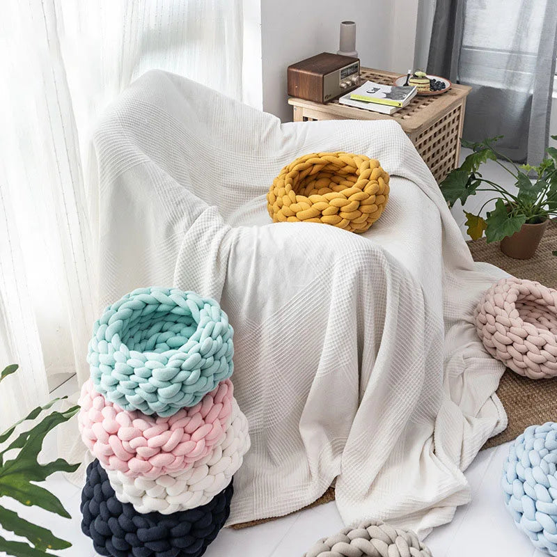 Soft Cat House Cushion: Provide a Warm Retreat for Your Cat!