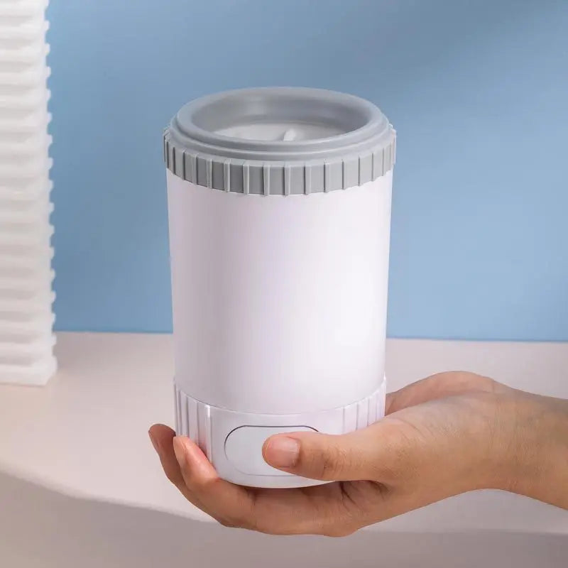 Pet Paw Washer: Keep Your Pet's Paws Clean and Healthy!