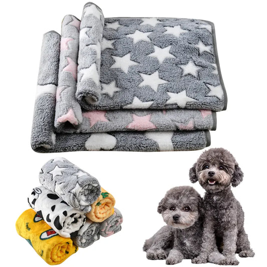 Cozy Dog Blanket: Soft, warm blanket, suitable for all your furry friends