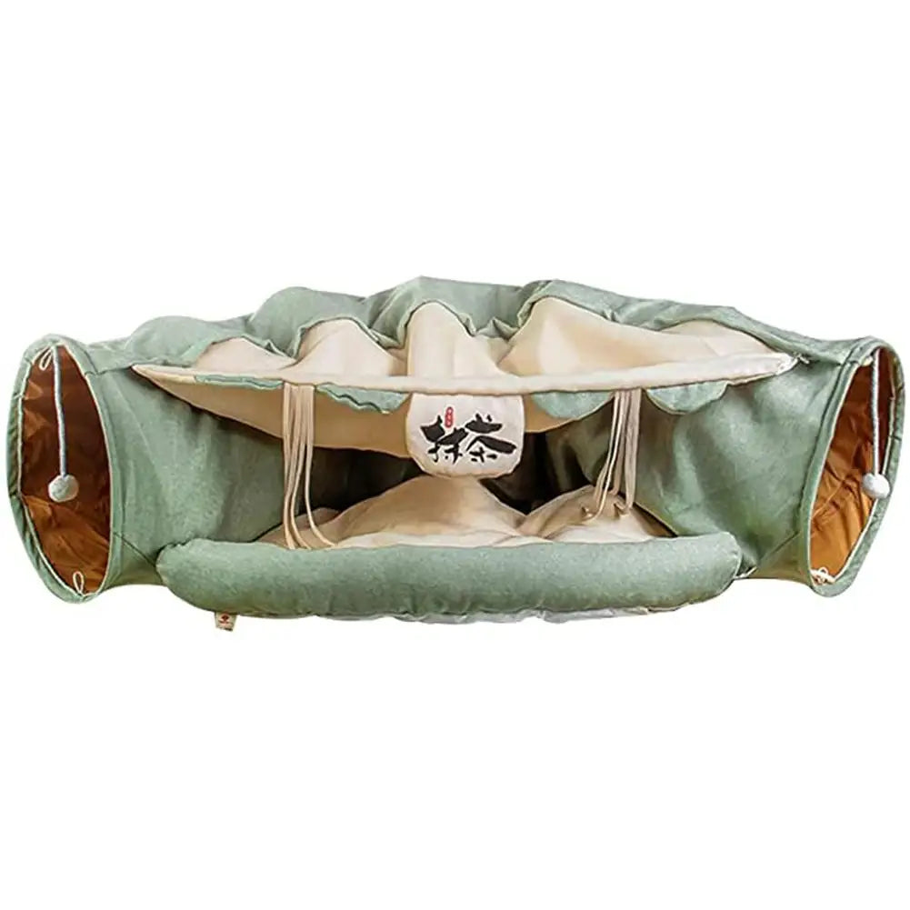 Interactive cat couch tunnel: Foldable agility play mat for pets.