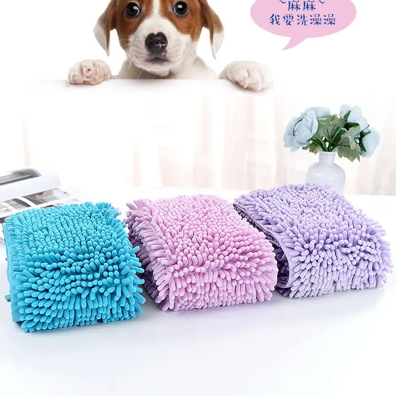 Pet Towel: Ultra-absorbent, quick-drying bath towel for pets.