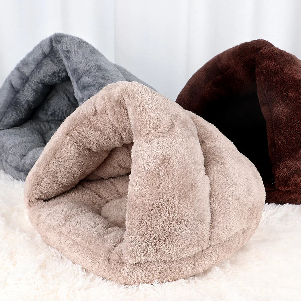 Large Dog Kennel: Plush bed, round, soft and comfortable.