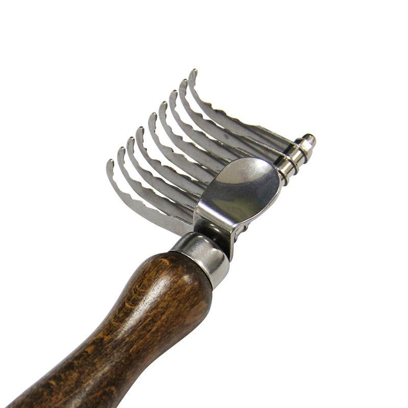 Walnut Knot Comb: Grooming Tool for Pets